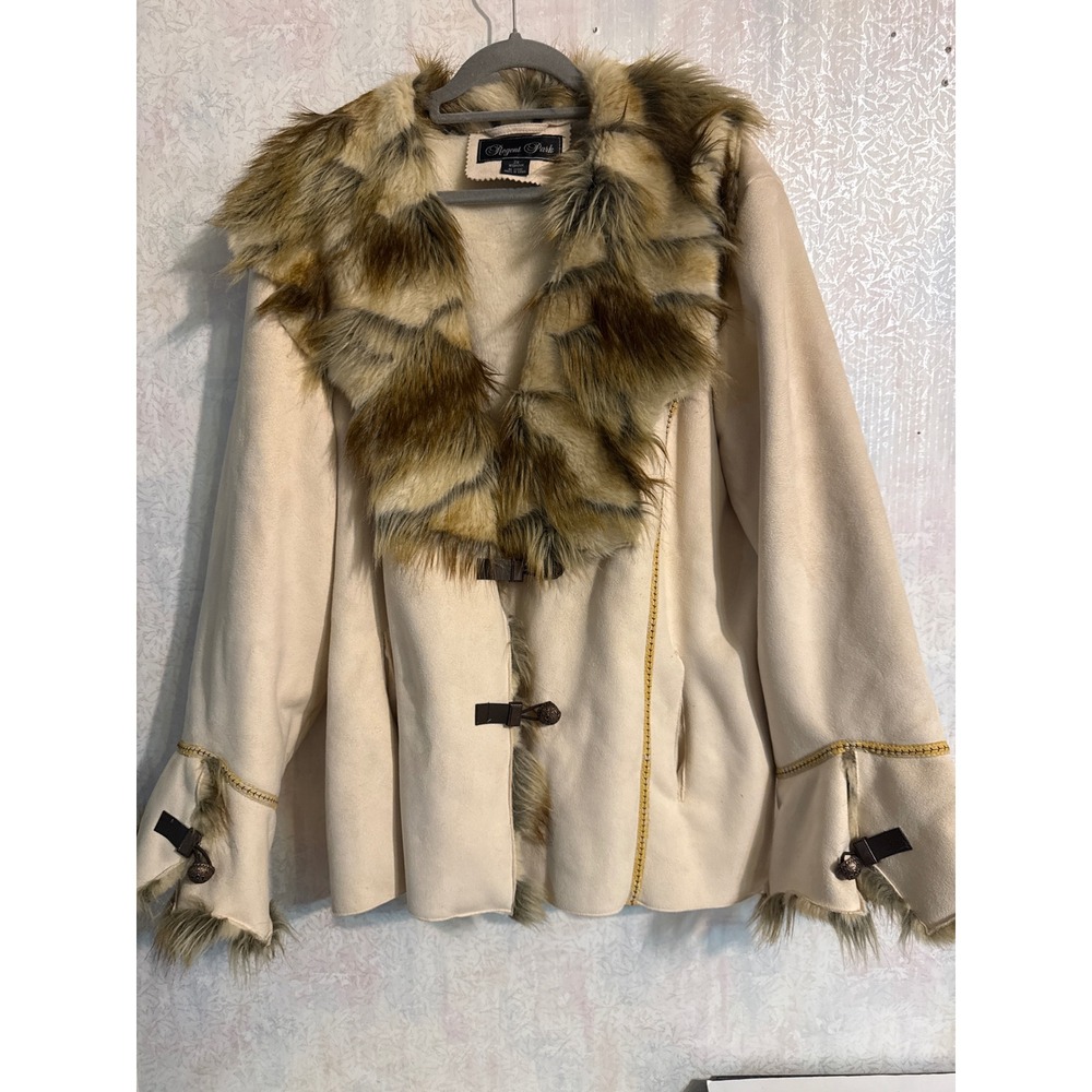 Regent Park Cream Faux Suede Fur Trim Toggle Jacket 2X Woman Striped Collar